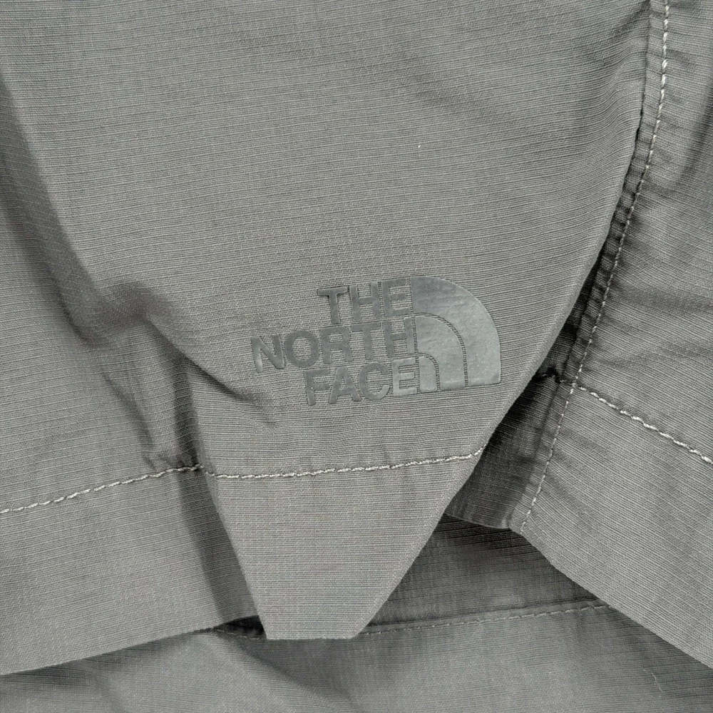 The North Face Hiking Shorts Mens 33 Gray Technical Cargo Utility Stretch Trail